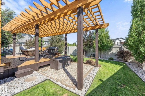 10 Willowdale Place, Stony Plain, AB 