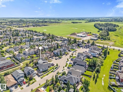 10 Willowdale Place, Stony Plain, AB 