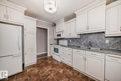 37 Sheridan Drive, St. Albert, AB 