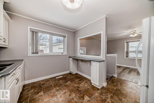 37 Sheridan Drive, St. Albert, AB 