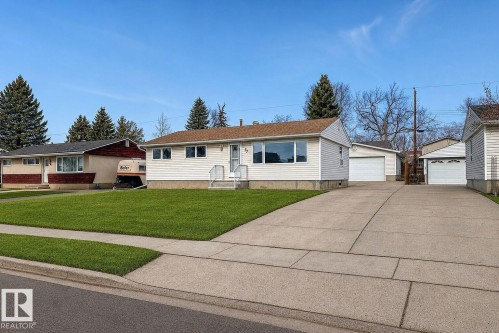 37 Sheridan Drive, St. Albert, AB 