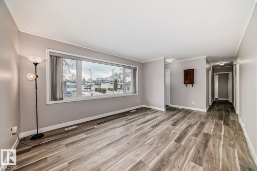 37 Sheridan Drive, St. Albert, AB 