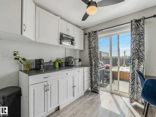2816 26 Street, Edmonton, AB - Indoor