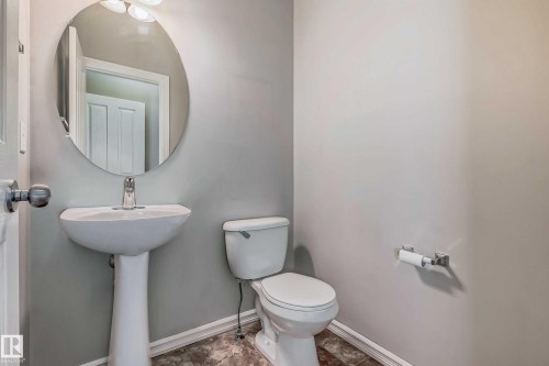 20815 55 Avenue, Edmonton, AB 