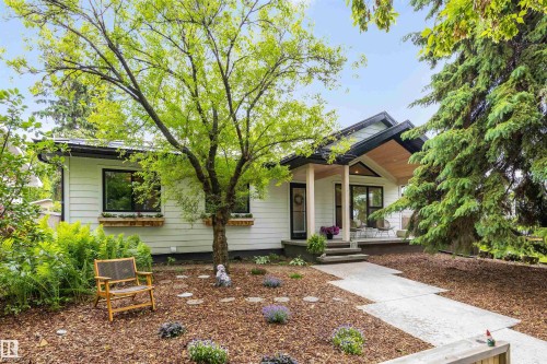 12 Belmont Drive, St. Albert, AB 