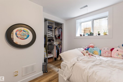 12 Belmont Drive, St. Albert, AB 