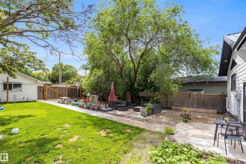 12 Belmont Drive, St. Albert, AB 