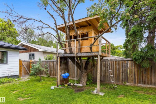 12 Belmont Drive, St. Albert, AB 