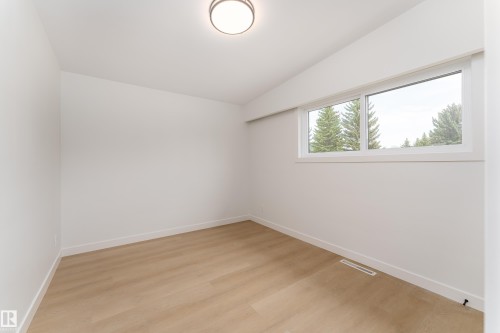 8728 72 Street, Edmonton, AB - Indoor Photo Showing Other Room