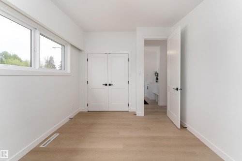 8728 72 Street, Edmonton, AB - Indoor Photo Showing Other Room