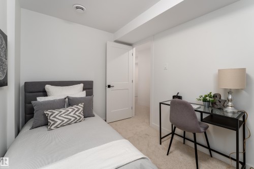 8728 72 Street, Edmonton, AB - Indoor Photo Showing Bedroom