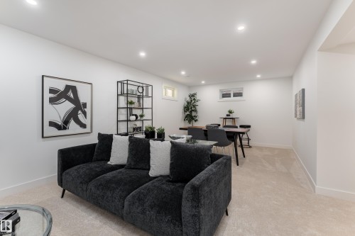 8728 72 Street, Edmonton, AB - Indoor
