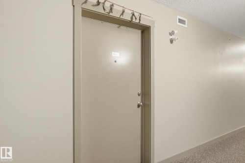 Image quality insufficient for description - 424 1510 Watt Drive, Edmonton, AB 