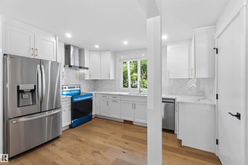 19 Greenbrier Crescent, St. Albert, AB 