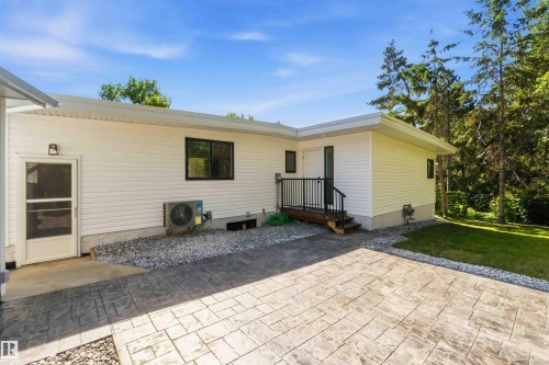19 Greenbrier Crescent, St. Albert, AB 