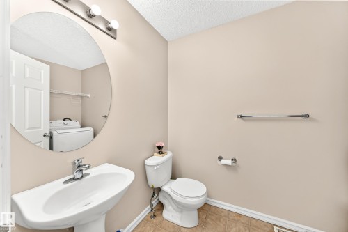 17408 87 Street, Edmonton, AB 