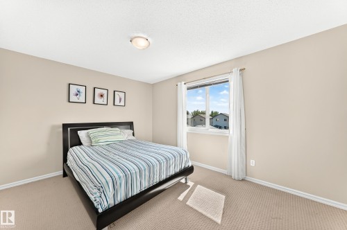 17408 87 Street, Edmonton, AB 