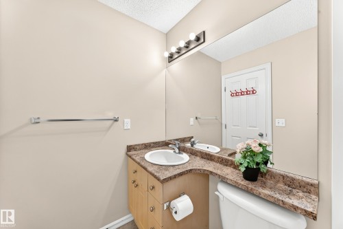 17408 87 Street, Edmonton, AB 