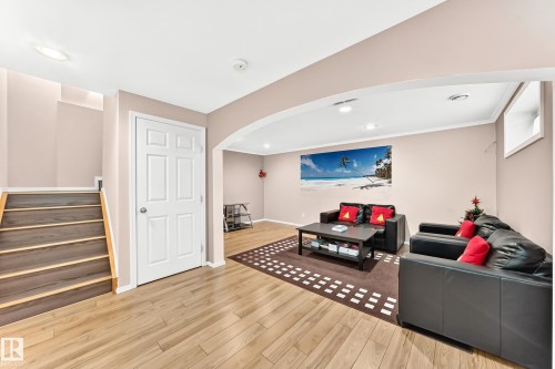 17408 87 Street, Edmonton, AB 