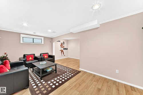 17408 87 Street, Edmonton, AB 