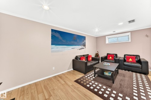 17408 87 Street, Edmonton, AB 