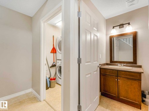 Image quality insufficient for description - 1325 Latta Crescent, Edmonton, AB - Indoor Photo Showing Laundry Room