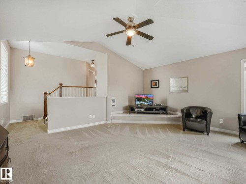 Image quality insufficient for description - 1325 Latta Crescent, Edmonton, AB - Indoor