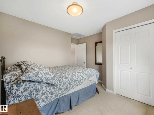 Image quality insufficient for description - 1325 Latta Crescent, Edmonton, AB - Indoor Photo Showing Bedroom