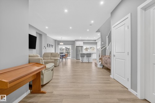 2382 Kelly Circle, Edmonton, AB 