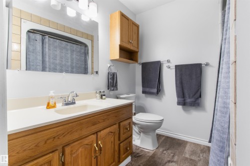 310 Hwy 13 E, Alder Flats, AB 