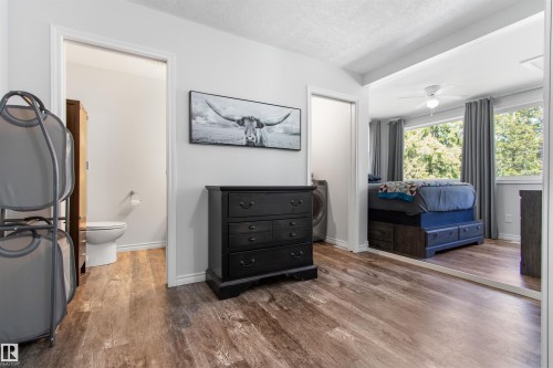 310 Hwy 13 E, Alder Flats, AB 