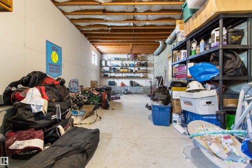 310 Hwy 13 E, Alder Flats, AB 