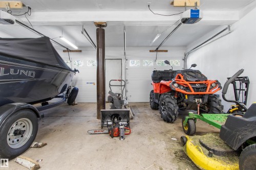 310 Hwy 13 E, Alder Flats, AB 