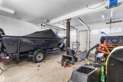 310 Hwy 13 E, Alder Flats, AB 