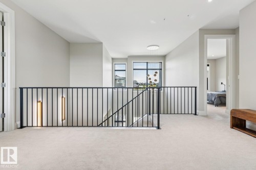 4812 Knight Crescent, Edmonton, AB 
