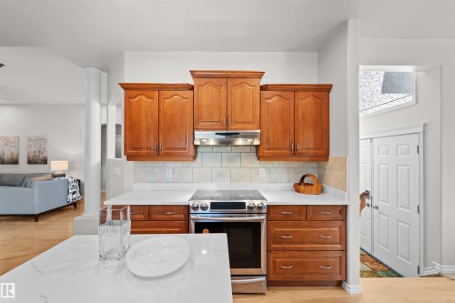 922 Wallbridge Place, Edmonton, AB 