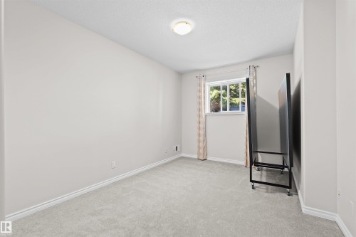 922 Wallbridge Place, Edmonton, AB 
