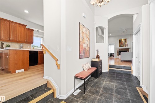 922 Wallbridge Place, Edmonton, AB 
