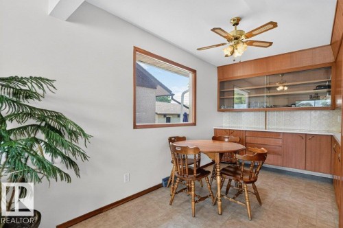 8424 70 Street, Edmonton, AB 