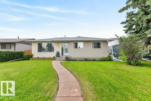 8424 70 Street, Edmonton, AB 