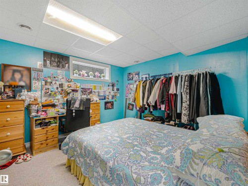 Image quality insufficient for description - 13825 128A Avenue, Edmonton, AB - Indoor Photo Showing Bedroom