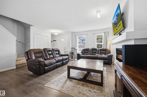 818 Eagleson Link, Edmonton, AB 