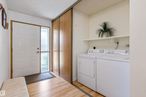 10642 153 Avenue, Edmonton, AB 