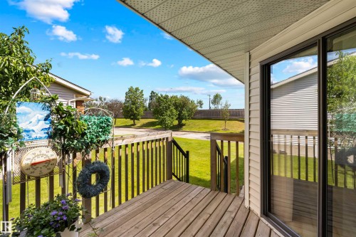 10642 153 Avenue, Edmonton, AB 