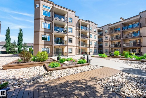 215 2045 Grantham Crest, Edmonton, AB 