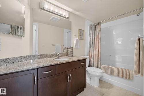 215 2045 Grantham Crest, Edmonton, AB 
