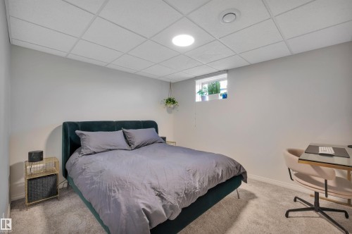 9015 148 Street, Edmonton, AB 