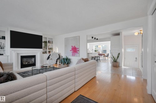 9015 148 Street, Edmonton, AB 