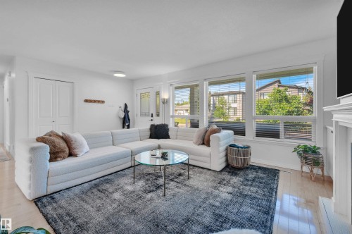 9015 148 Street, Edmonton, AB 