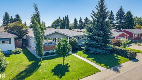 9015 148 Street, Edmonton, AB 